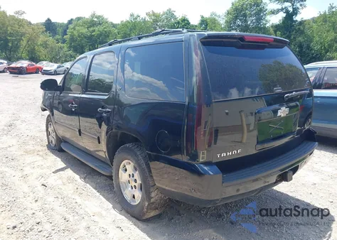 2011 Chevrolet Tahoe Lt z USA, uszkodzony, nr VIN 1GNSKBE05BR135651